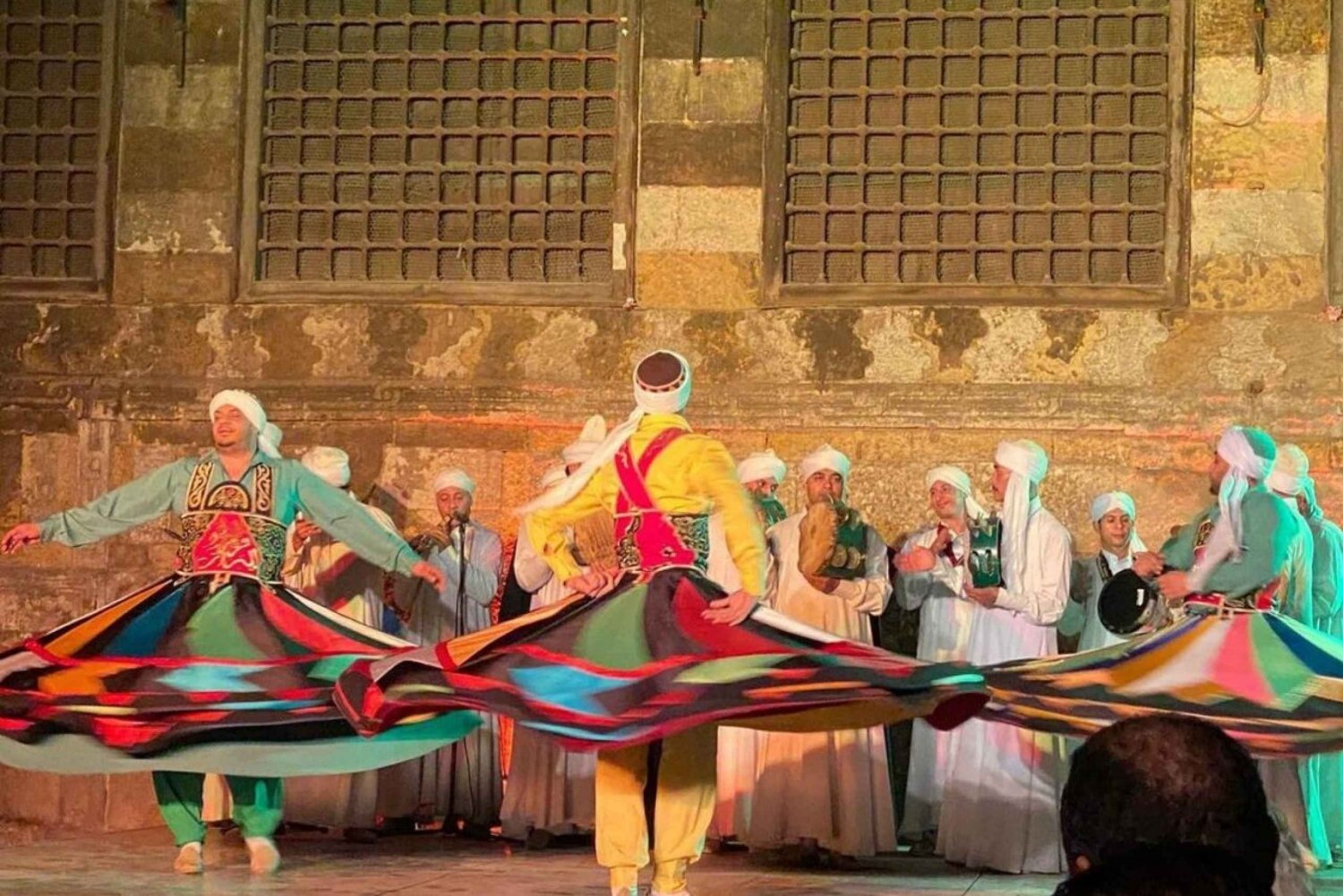 Kairo: Forestilling med den egyptiske kulturarven Tanoura Dancing Troupe