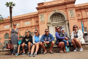 Cairo: Egyptian Museum of Antiquities Ticket and Transfer