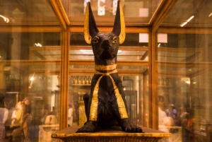 Cairo: Egyptian Museum, Pyramids & Bazaar Tour