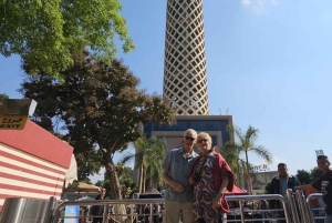 Kairo: El-Moez Street, Kairo Tower och El-Fishawy Café