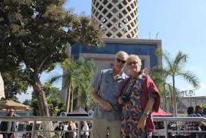 Kairo: El-Moez Street, Kairo Tower och El-Fishawy Café