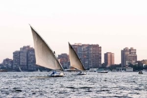 Kair: Felucca przejażdżka po Nilu z posiłkami