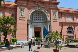 القاهرة/الجيزة: جولة إرشادية للأهرامات وأبو الهول والمتحف المصري