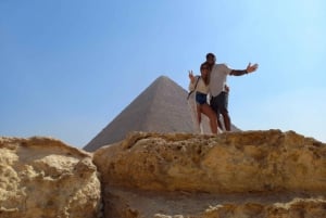 Cairo Giza Tour privato Museo delle piramidi Bazaar Cammello facoltativo