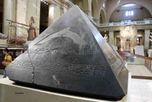 Cairo: Giza Pyramids Camel Ride and Egyptian Museum Tour