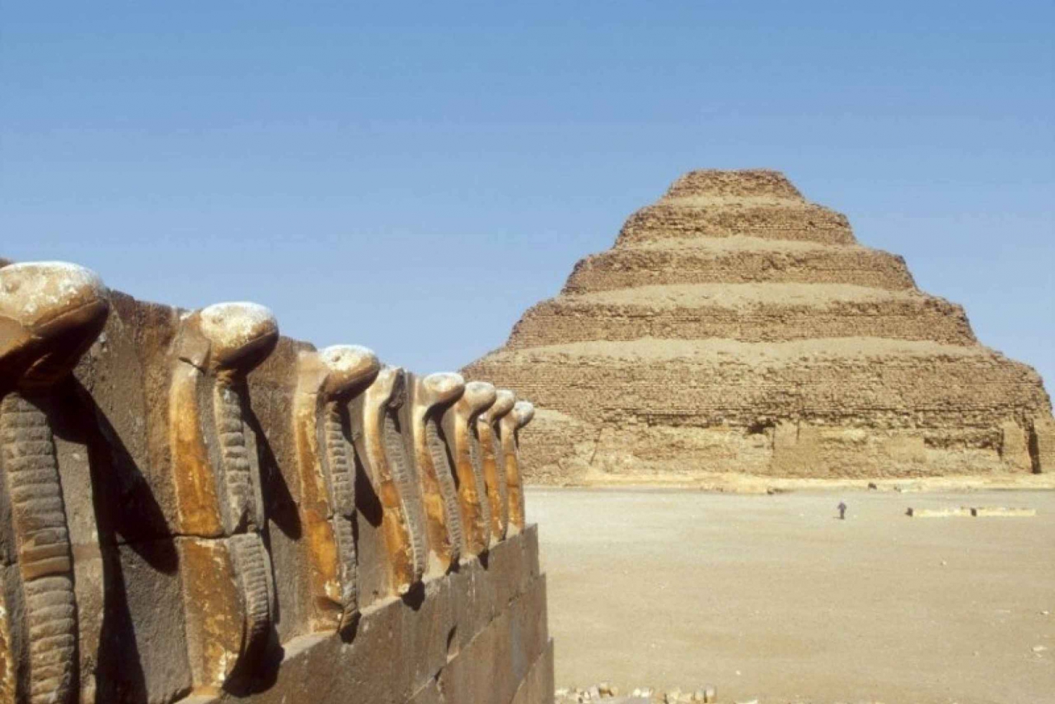 Cairo: Giza Pyramids, Memphis, and Sakkara Day Trip