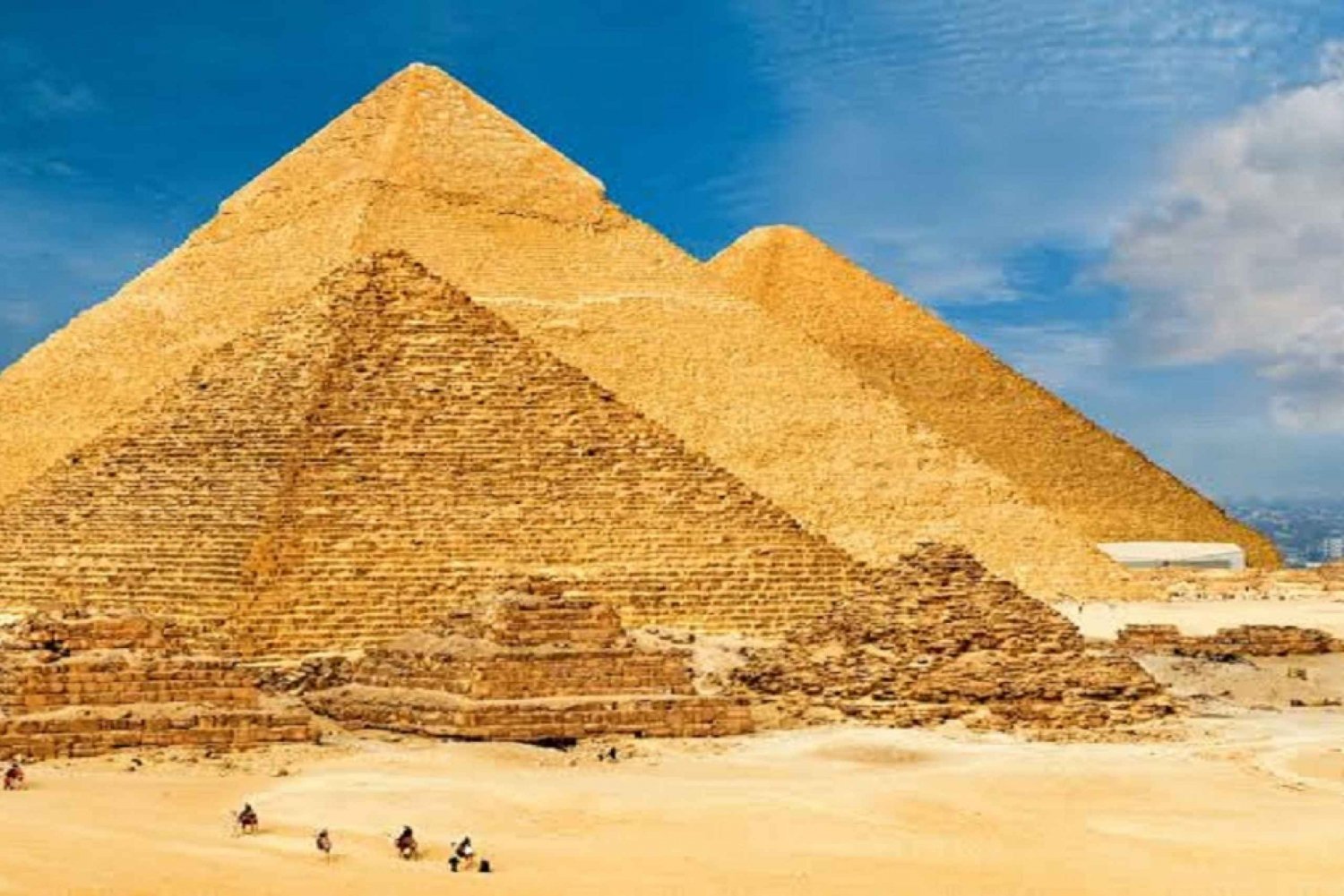 Cairo: private Giza Pyramids Tour with Camel Ride & Tickets
