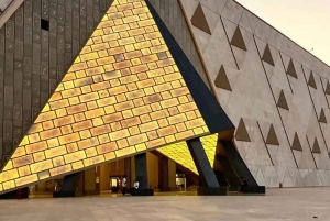 El Cairo: tour nocturno por el Gran Museo Egipcio, cena y traslado