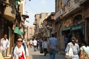 Kairo: Historischer Rundgang mit Einheimischen und Abendessen
