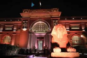Descubra o Cairo: viagem privada de 1 dia ao museu, pirâmides e almoço