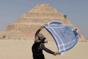 Excursión con escala en El Cairo a las Pirámides, Menfis, Sakkara y Dahshur