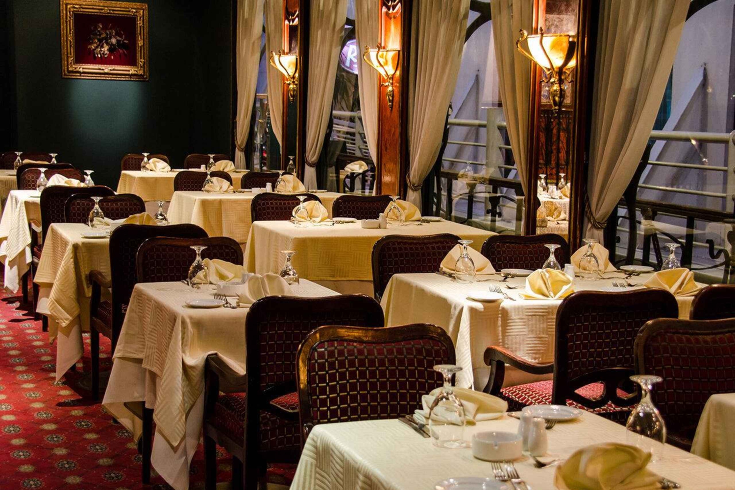 El Cairo: Crucero de lujo con cena por el río Nilo