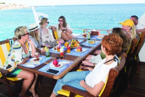 Caïro: luxe snorkelcruise en lunch met optionele ophaalservice