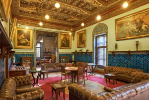 (Copy of) Cairo Heritage Tour: Gouden Paleis, oudste moskee met lunch