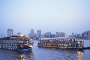 El Cairo: Cena Crucero Faraón por el Nilo con Espectáculo