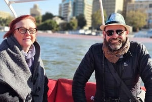 القاهرة: النيلومتر، قصر المنيل، مدينة الموتى مع الفلكة