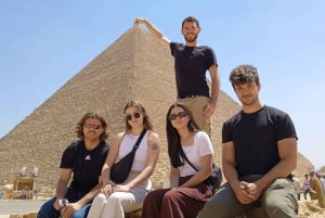 Kair: Prywatna jednodniowa wycieczka do piramid, Sakkary i Dahszur