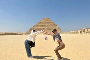 El Cairo: Tour privado de un día a las Pirámides, Saqqara y Dahshur