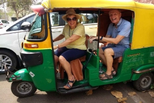 Il Cairo: tour guidato privato in tuk-tuk della città con prelievo dall'hotel