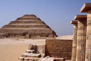 Cairo: private half day to the Giza pyramids
