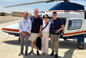 カイロ：ピラミッド着陸付きプライベートヘリコプターシティツアー