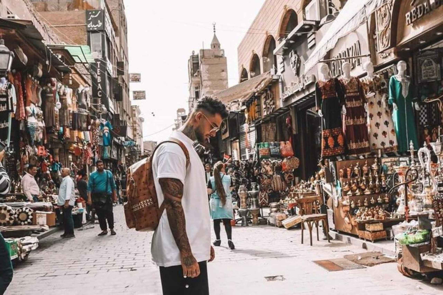 Kairo: Yksityinen historiallinen kävelykierros El Khanissa ja El-Moezissa