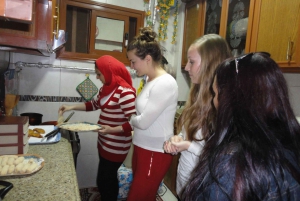 Cairo: Private Home Cooked Dinner in a Local's Home