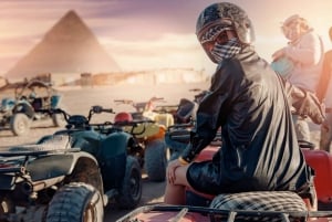 Kairo: Private Quad Bike Wüstentour mit Pyramiden und Sonnenuntergang