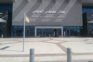 Cairo: Private Transfer to/from Sphinx International Airport