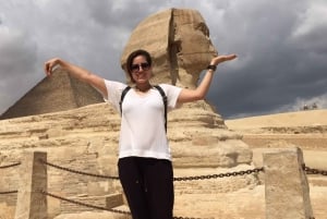 Il Cairo: Tour delle piramidi, giro in barca e pranzo alla Cafelucca