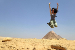 Cairo: Excursão à pirâmide, passeio de barco e almoço no Cafelucca