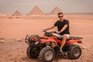 Le Caire : Pyramides, balade à dos de chameau, visite des magasins avec option quad