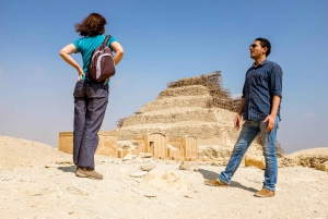 Cairo: Pyramids, Memphis, and Sakkara Private Day Tour