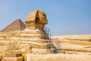 Cairo: Pyramids, Memphis, and Sakkara Private Day Tour
