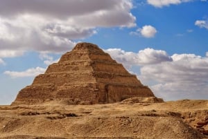 Il Cairo: Tour di un giorno di Piramidi, Memphis, Sakkara, Dahshur e Bazar