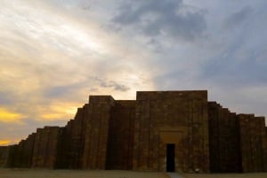 El Cairo: Excursión de un día a las Pirámides, Menfis, Sakkara, Dahshur y el Bazar