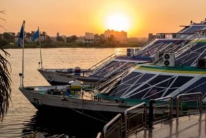 Cairo: Pyramids, Museum Visit & Dinner Cruise Combo