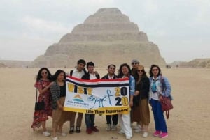 El Cairo: Sakkara, Menfis y Dahshur Excursión de un día en privado con almuerzo