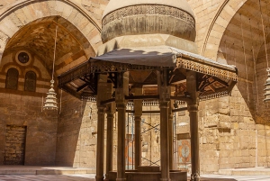 Cairo: Salah El Din Citadel and Old Cairo Bazar Guided Tour