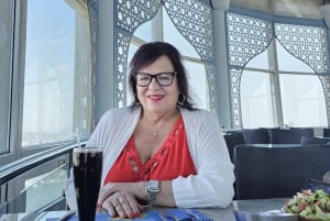 El Cairo: Atardecer en la Torre de El Cairo con almuerzo y transporte privado