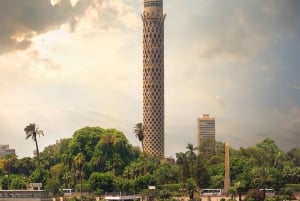 القاهرة: جولة برج القاهرة عند غروب الشمس مع رحلة عشاء على نهر النيل