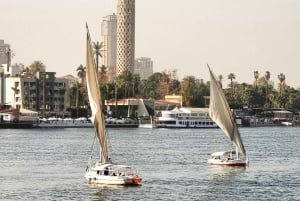 القاهرة: جولة برج القاهرة عند غروب الشمس مع رحلة عشاء على نهر النيل
