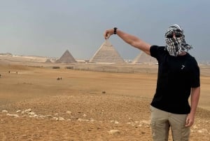 Cairo: Aventura de quadriciclo nas pirâmides ao pôr do sol