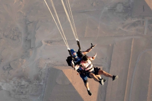 Experimente o paraquedismo sobre as Grandes Pirâmides no Cairo, Egito