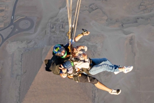 Experimente o paraquedismo sobre as Grandes Pirâmides no Cairo, Egito