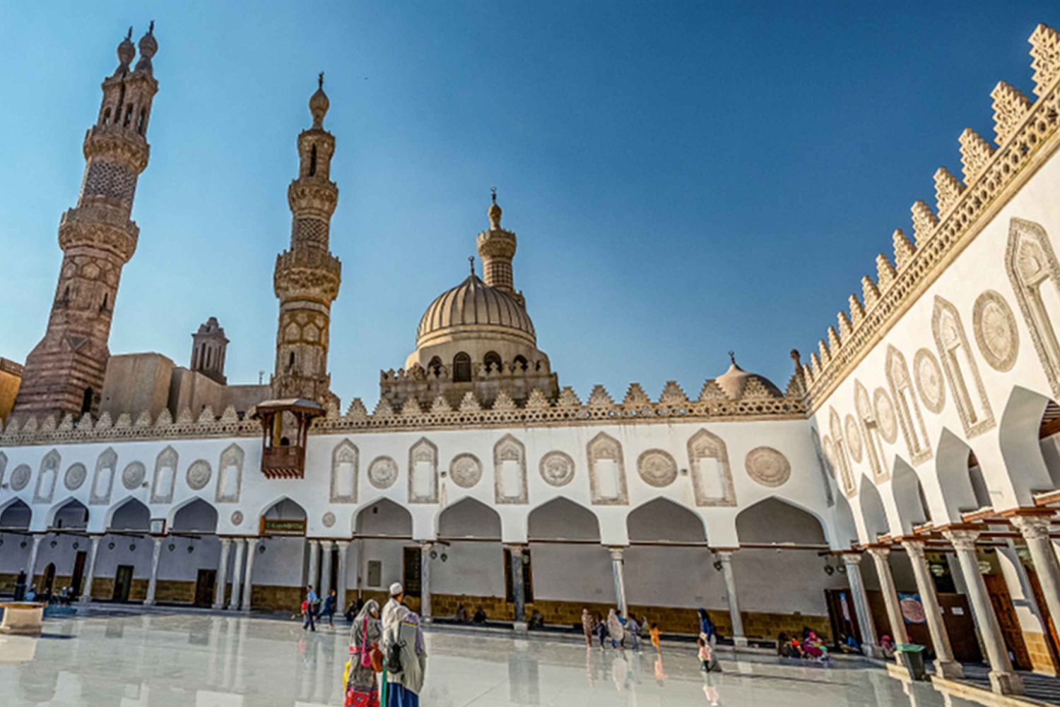 القاهرة: جولة في الجامع الأزهر ومواقع القاهرة الإسلامية