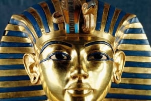 Cairo:tour to pyramids,the Egyptian Museum, &Khan El Khalili