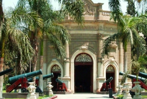 カイロアブディーン宮殿の博物館見学