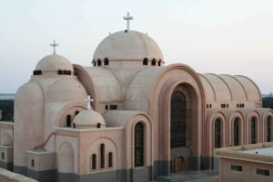 Cairo :Tour to Wadi El Natron Monastery from Cairo