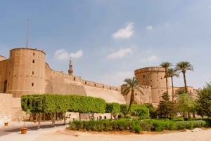 カイロ：ギザのピラミッド、城塞、イスラムのカイロへのツアー